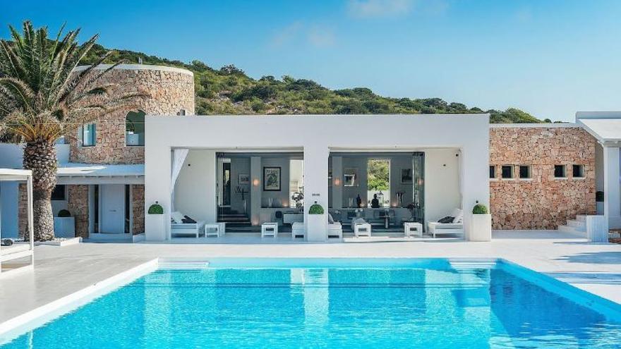Airbnb offers nearly 750 vacation rentals in Ibiza and Formentera for Easter Week