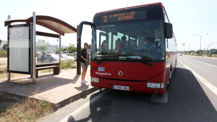 On Monday the bus lines between es Figueral and Santa Eulària and Sant Joan and sa Cala will be activated in Ibiza