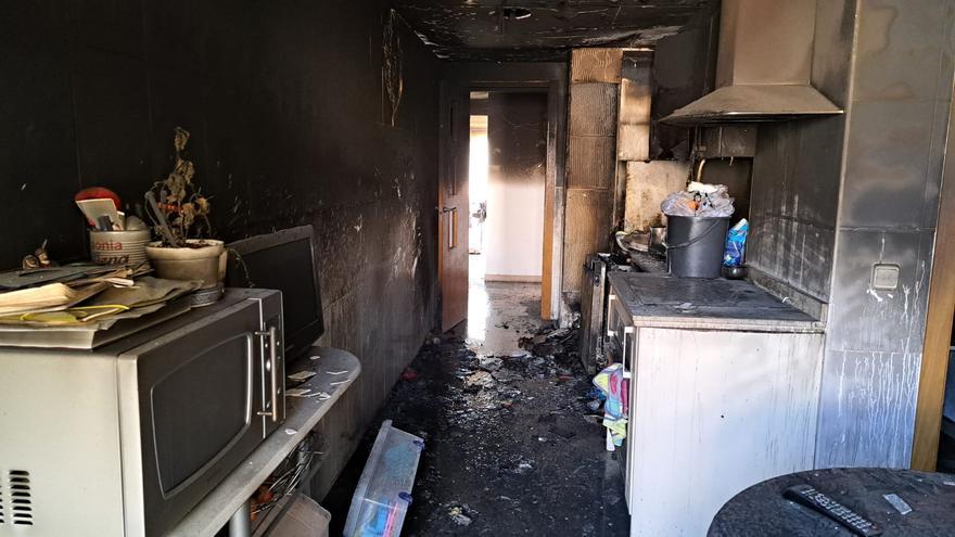 House in Ibiza burns down when the kitchen caught fire while the tenants were sleeping