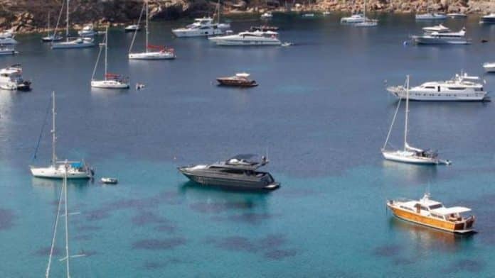 The son of the accused for threats in Porroig denies the involvement of his father, who does not attend the trial