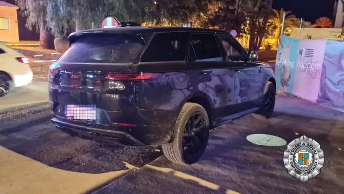 The Local Police of Sant Josep denounces a ‘pirate cab driver V.I.P’ who charged 900 € daily
