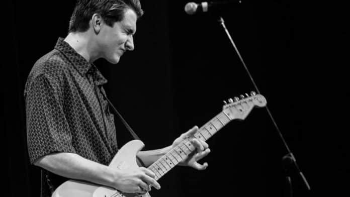 Two concerts in Ibiza by Texan bluesman Dylan Bishop