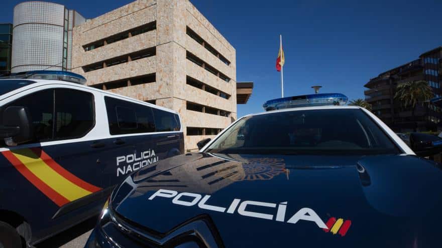 Arrested for punching a woman in the ass and assaulting her friend who tried to defend her in an Ibiza discotheque