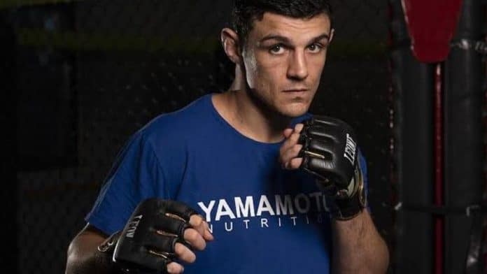 2b9bcf04-3973-4fe2-88d3-ef66cbf1b95d_16-9-aspect-ratio_default_0.jpg UFC pro fighter brutally assaults Formentera cab driver