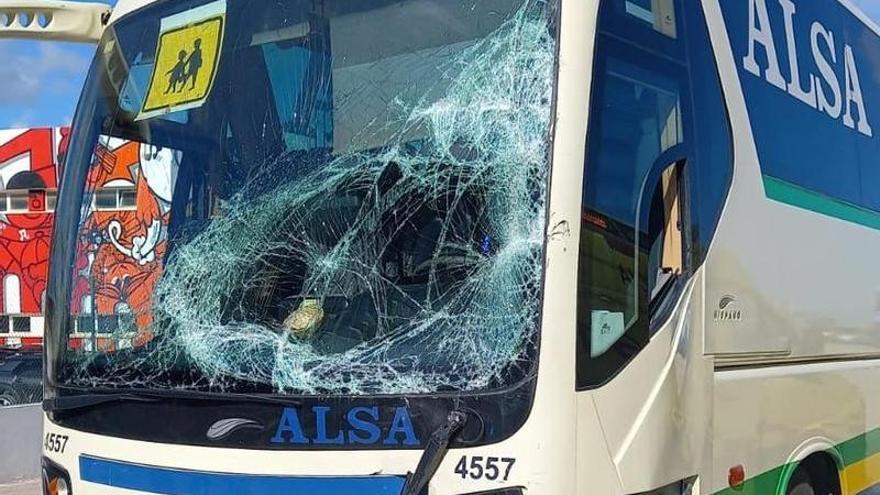 Police investigate whether the driver of one of the school buses that crashed in Sant Antoni had taken drugs