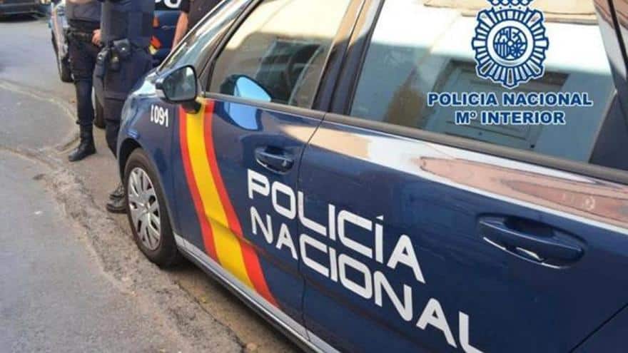 National Police detain five youths when they chased a shipping line employee to assault him