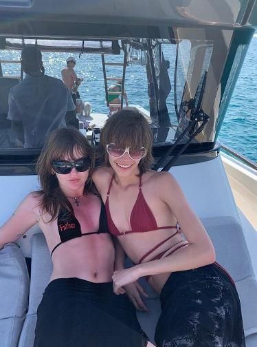 Maneskin's bassist aboard a yacht in Ibiza with her partner