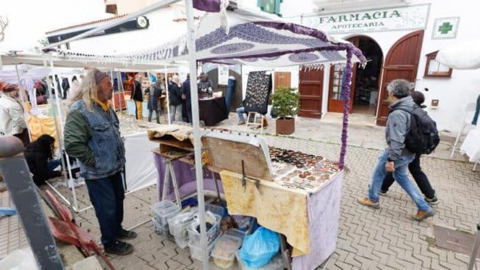 78d48da4-64d7-45e5-9975-8e5df70c623f_16-9-aspect-ratio_default_0.jpg Sant Joan approves the market fee and will reopen in August