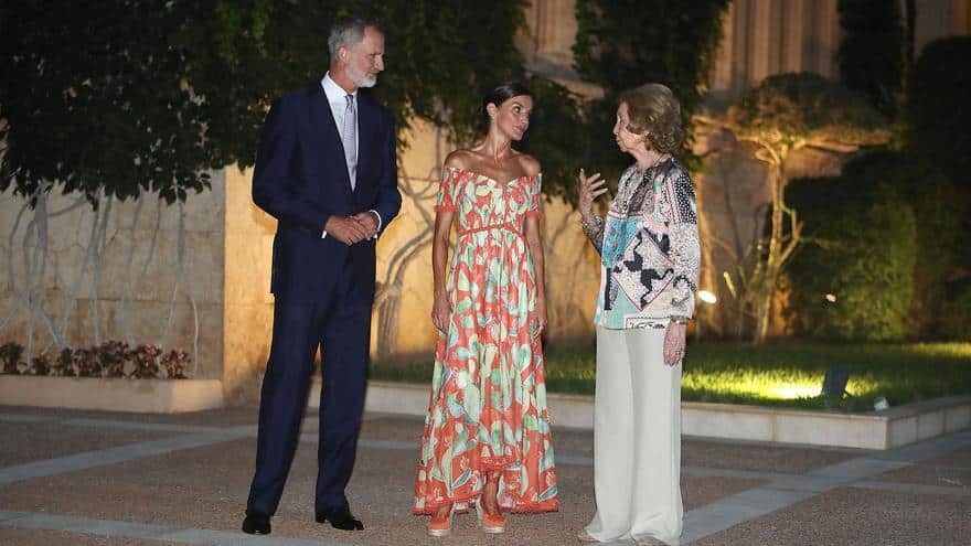 Queen Letizia'S Ibiza Dress, Sold Out In A Few Hours