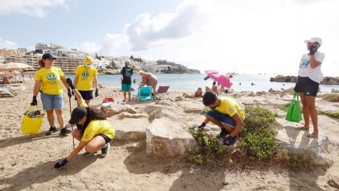 Popular beach cleanups this weekend for World Cleanup Day