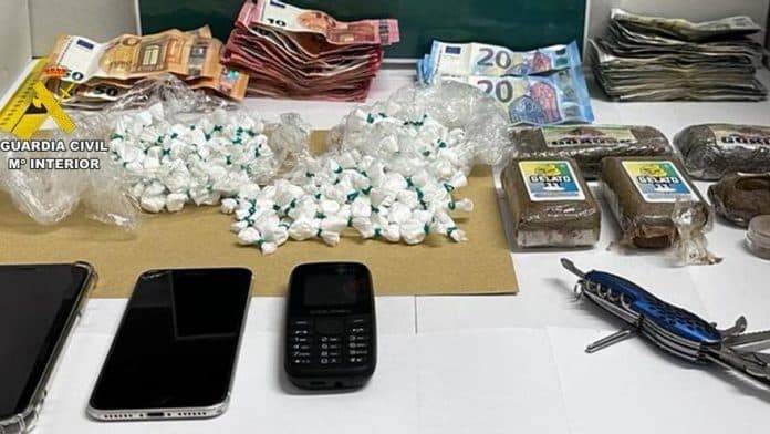 128b828c-f918-4279-a396-96ca540ec574_16-9-aspect-ratio_default_0.jpg Man arrested in Santa Eulària with 166 doses of cocaine and almost half a kilo of hashish
