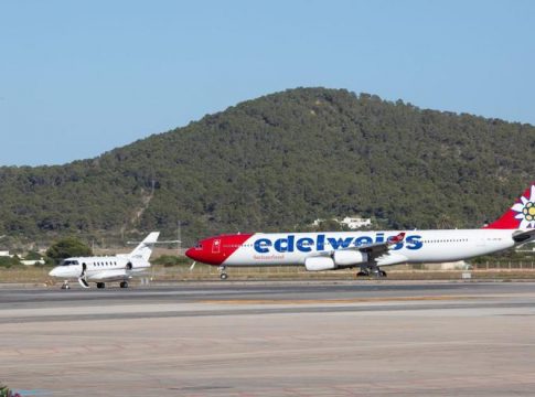 Six European cities intensify their air connection with Ibiza at Christmas time