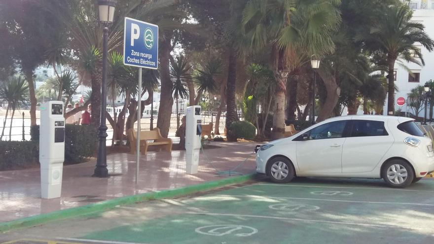 Six new electric vehicle recharging points in Santa Eulària