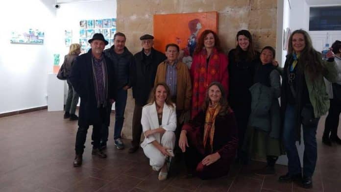 b32f3ede-7453-49f7-92a1-0eb90aa48c17_16-9-aspect-ratio_default_0.jpg Christmas exhibition in supermarket format by AMAE artists