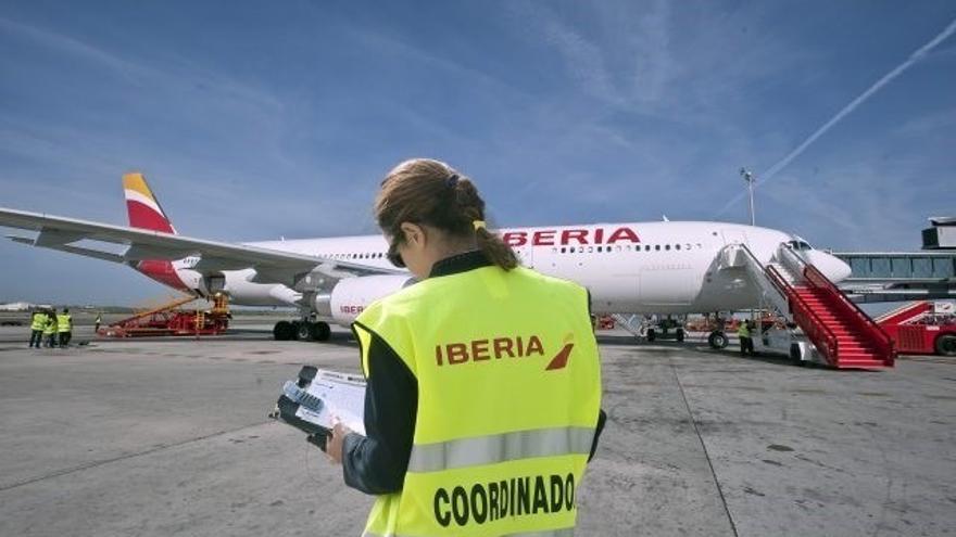 Unions go ahead with four-day handling strike at Iberia in Reyes