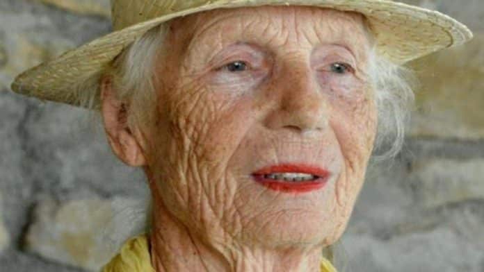 Petra Irene Höntzsch: The woman who let herself be “carried away by the waves of the sea” in Ibiza