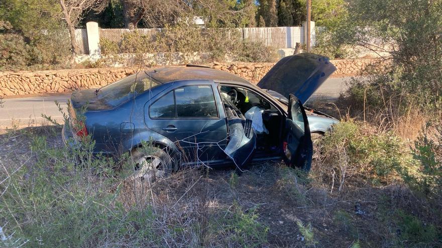 Head-on collision between two cars in Santa Eulària