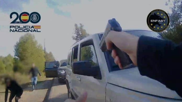 52a2cf9e-a6a4-4715-be3d-6f3598dac1f3_16-9-aspect-ratio_default_0.jpg Details of the diamond thief’s arrest in Ibiza: he even underwent surgery to avoid recognition