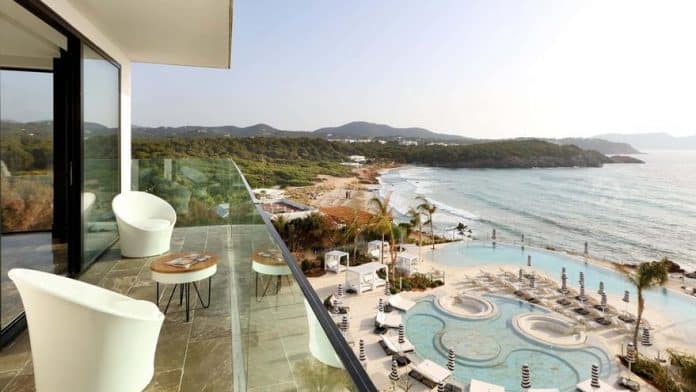0cc935b5-a79a-45e7-9de1-e3834785037b_16-9-aspect-ratio_default_0.jpg A luxury hotel in Ibiza among the best in the world