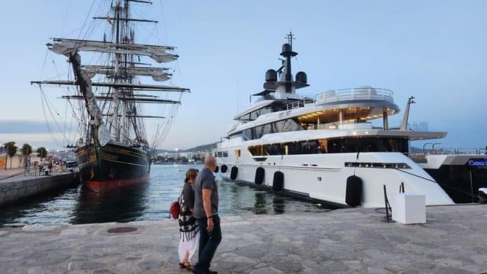 Ports confirms to Igy the concession of the marina for large yachts in Ibiza