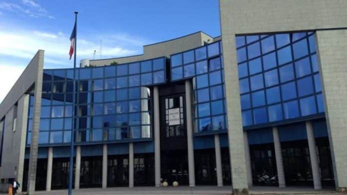 011824eb-c5da-401f-bf2f-43726b10ba95_16-9-aspect-ratio_default_0.jpg A woman from Ibiza, held in France with her children by her ex-partner