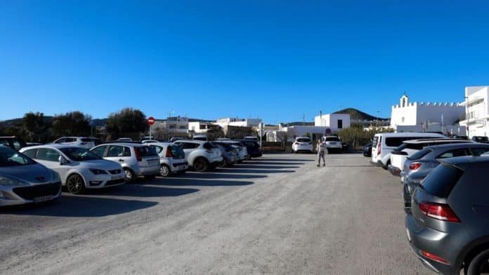 29024c05-8a18-45dd-b7b7-341c35213fe7_16-9-aspect-ratio_default_0.jpg The odyssey of parking in Sant Jordi on a long weekend