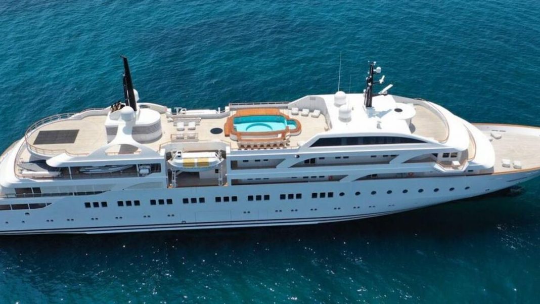 This is ‘Dream’, the luxury superyacht that rents for more than $2 million a week