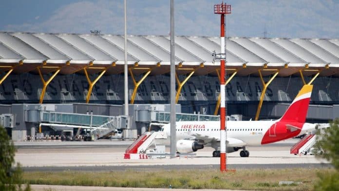 14adc62e-fccd-4abc-8fcb-9395fb7cb4d9_16-9-discover-aspect-ratio_default_0.jpg IBIZA AIRPORT | Iberia reinforces connections to Ibiza for the May long weekend