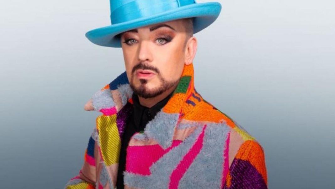 FAMOUSES IN IBIZA | Luxury party in Ibiza: Boy George as DJ and astronauts and billionaires as guests