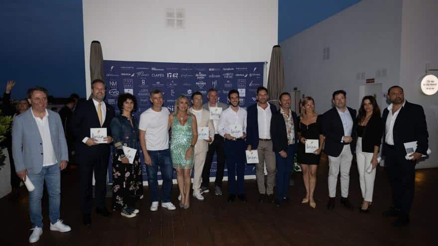 Luxury ambassadors in Ibiza: from Bentley to caviar