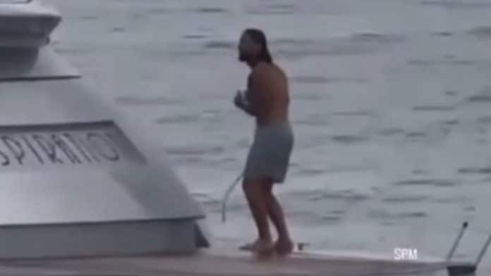 Maluma’s ‘forbidden steps’ on a yacht in Ibiza
