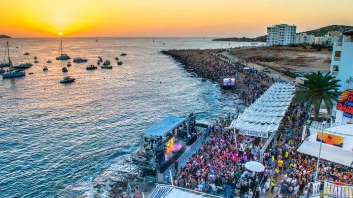 Café Mambo raffles a sunset set for djs and producers