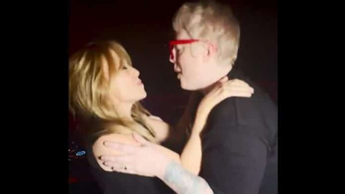 FAMOUSES IN IBIZA | Singer Kylie Minogue, unbridled in Ibiza