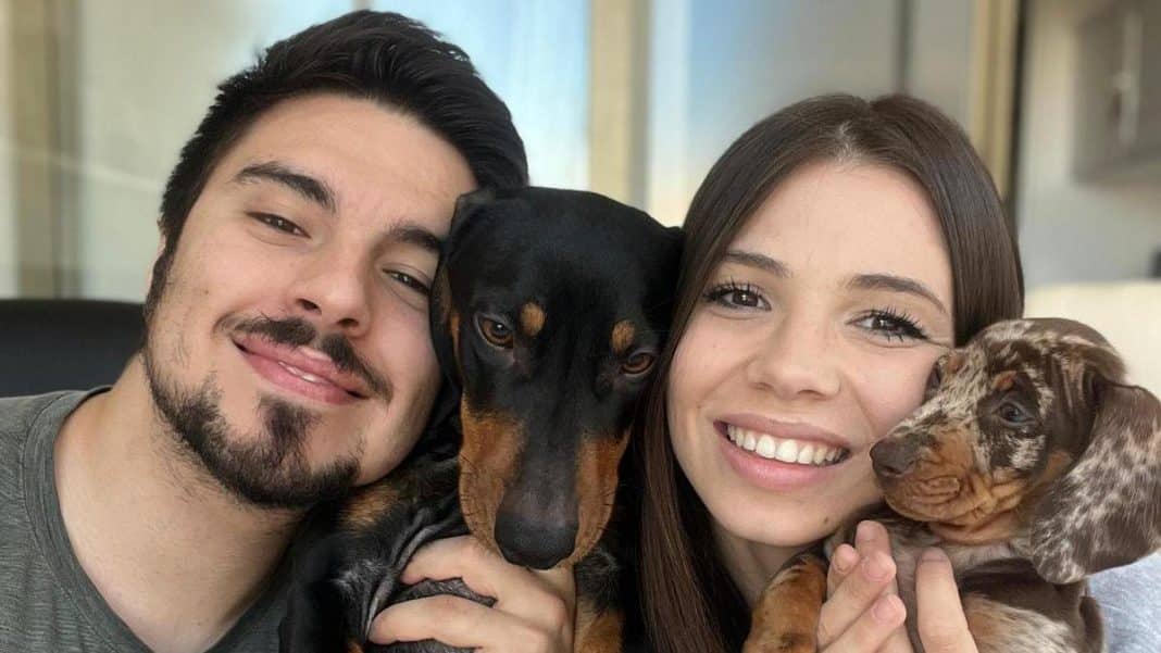 Valentín and Plátano, two teckels from Eivissa that have become Instagram stars