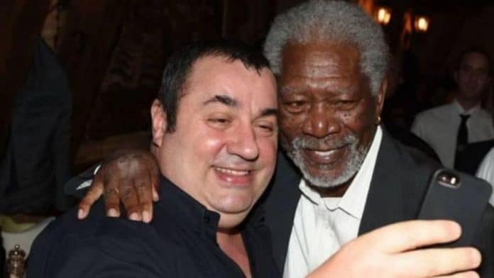 1ed5af46-2ccd-4633-a33b-1fcacf2d8aec_16-9-aspect-ratio_default_0.jpg Johnny Micalusi, chef and entrepreneur: “I was born a fisherman and I love cooking fresh fish with all its flavor”