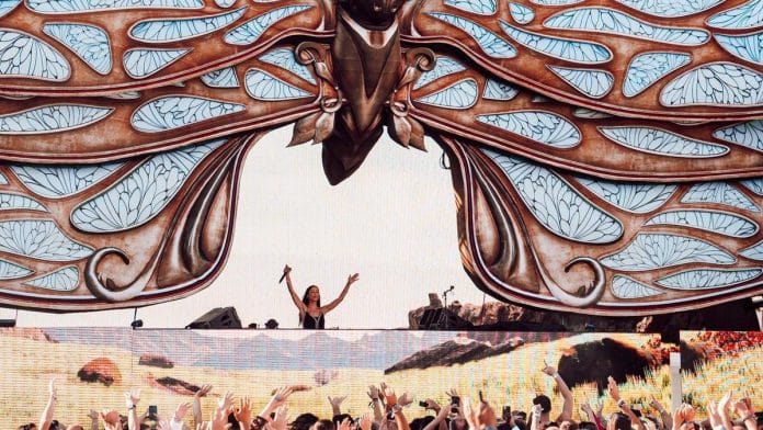 f8bb1cd3-7d75-4f28-86de-f422858031e8_16-9-discover-aspect-ratio_default_0_x654y1395.jpg B Jones: around the world, punctuating, of a dj from Eivissa