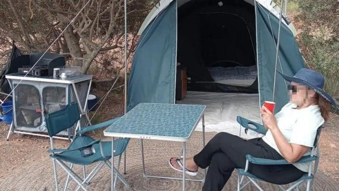 An Airbnb among shantytowns in Sant Jordi