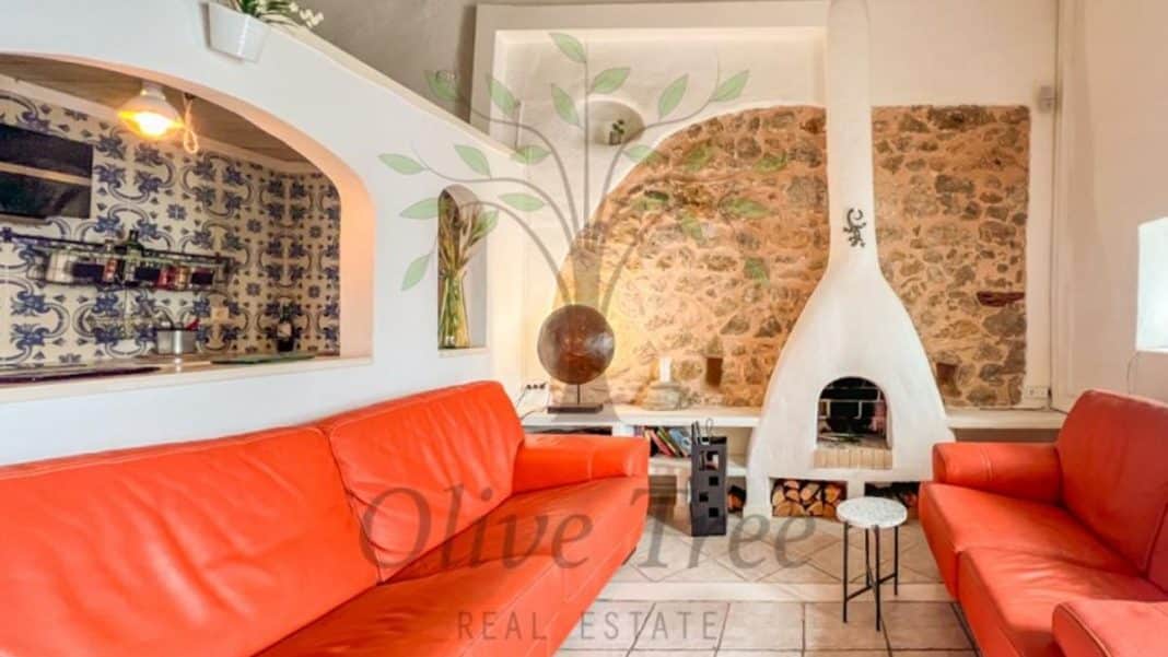 Opportunity: Charming apartment next to the port of Ibiza