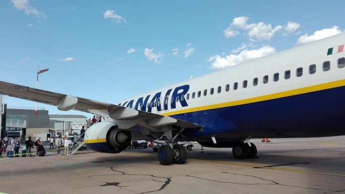 fb045929-3b18-4d2e-9a53-39395557b8d6_16-9-discover-aspect-ratio_default_0.jpg Ryanair’s response to passengers on an Ibiza – Dublin flight trapped for several hours on the plane: “You have no right” to free water