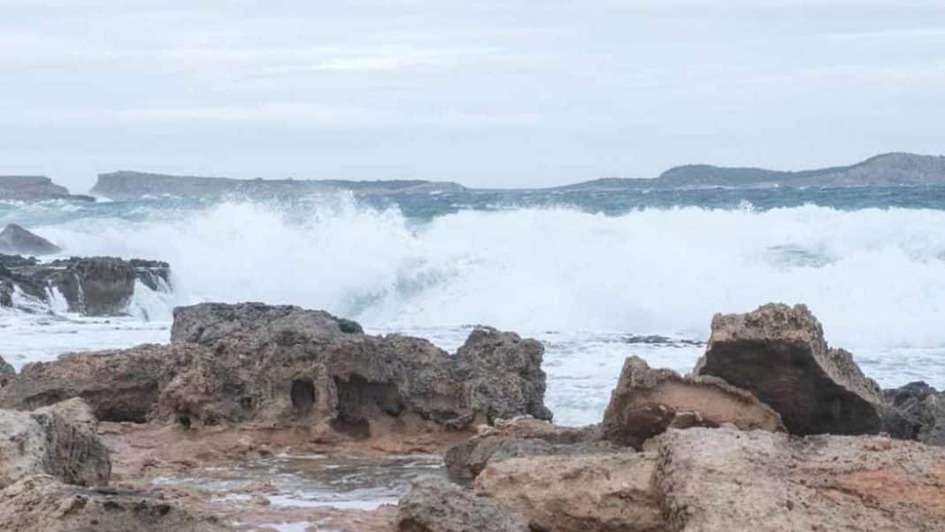 The weather in Ibiza starts the week with weather alert