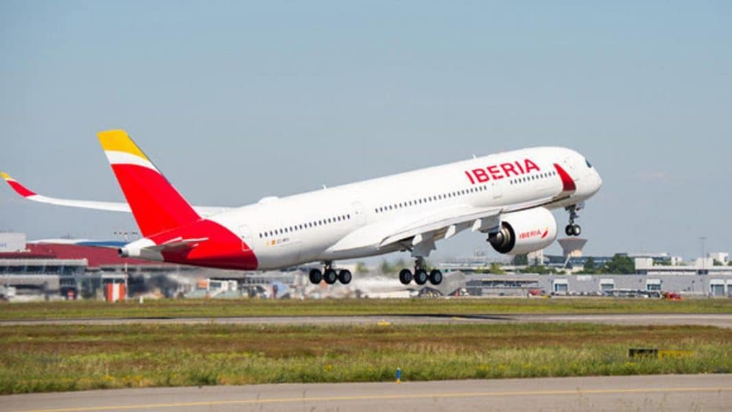 Airline gives away free tickets to fly from Ibiza