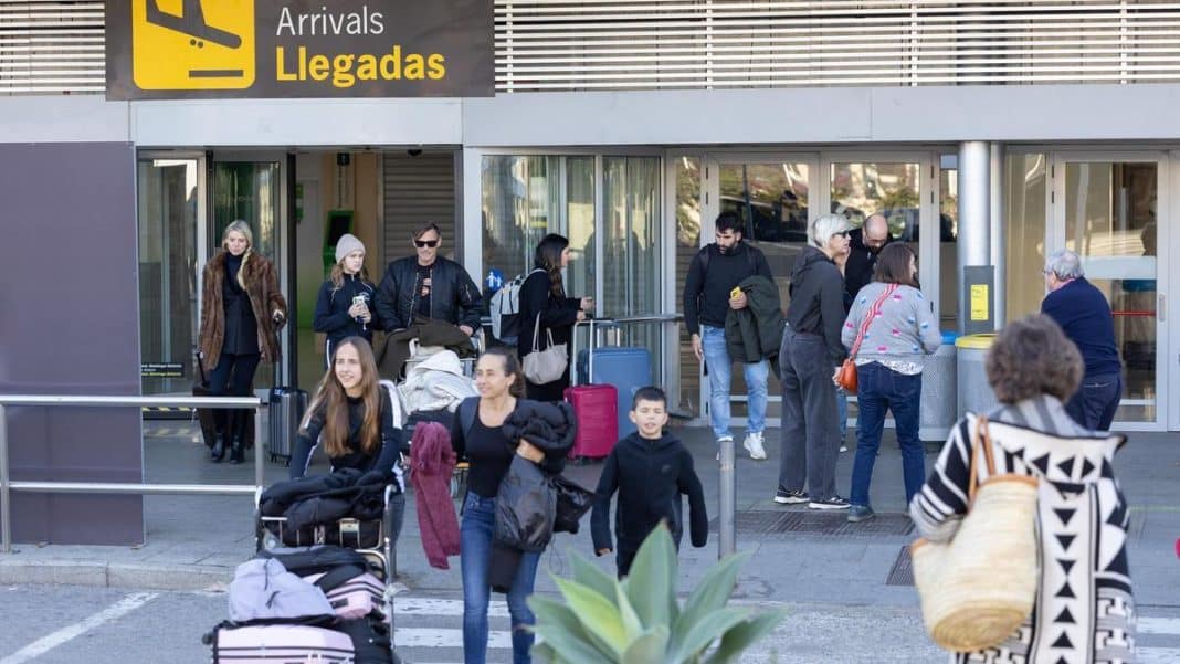 Absolute record at Ibiza airport