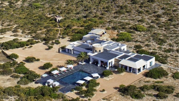 These are the celebrities who have passed through Tagomago