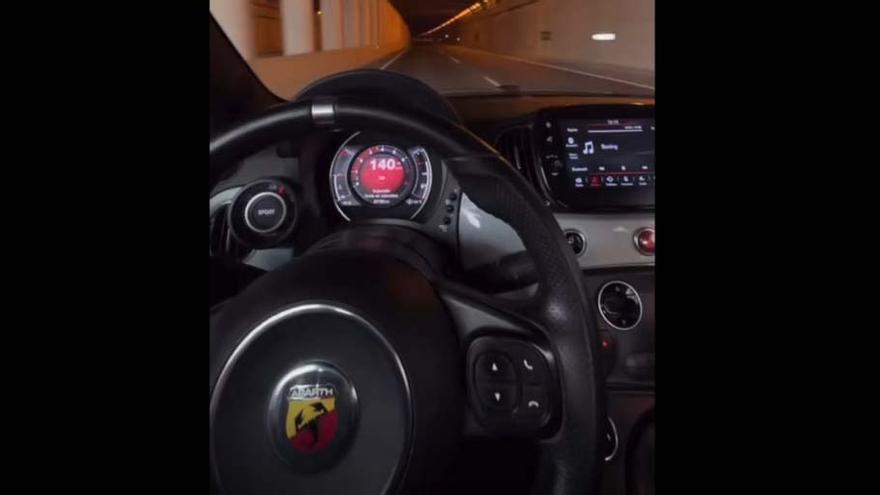 He drives at more than 150 kilometers per hour in Ibiza and posts it on Instagram