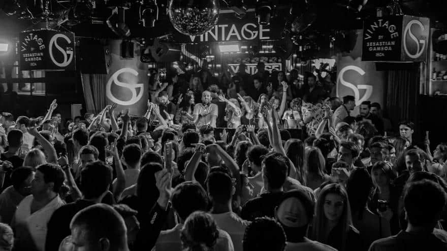 A birthday in style at Lío Ibiza