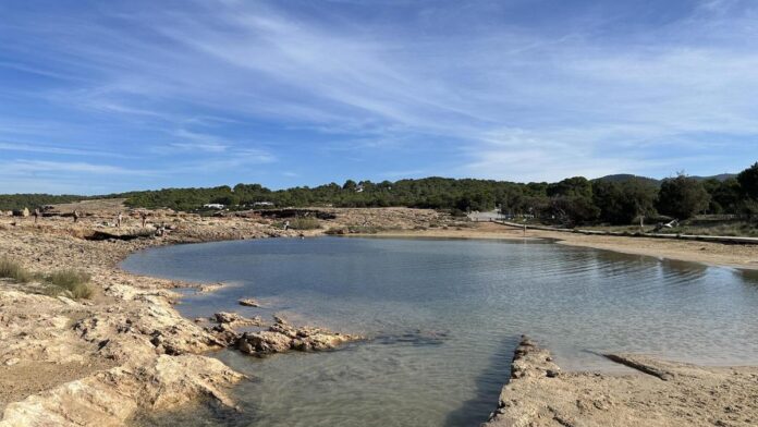 Two Ibiza beaches stand out among the 50 most popular in Spain