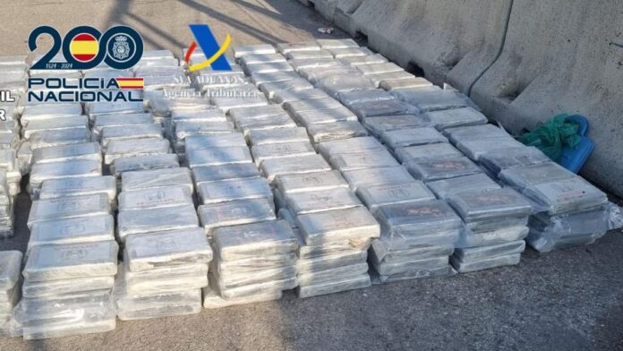 675 kilos of cocaine seized in a truck from Ibiza in Valencia port