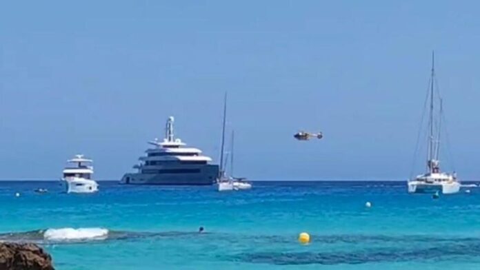 30d11960-2989-4eb7-b78f-8c3aabc47cc2_16-9-aspect-ratio_default_0_x642y325.jpg moonrise’ and ‘Nebula’, the yachts with helicopter included of the founder of WhatsApp sailing in Ibiza and Formentera