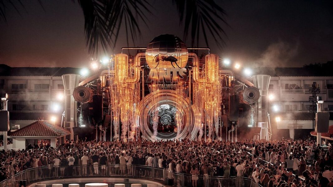 Nic Fanciulli celebrates another year of birthday at Ushuaïa Ibiza