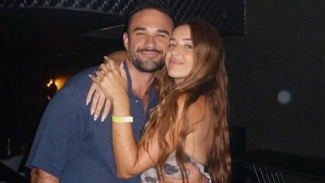 Lola Indigo’s dances during her vacation in Ibiza